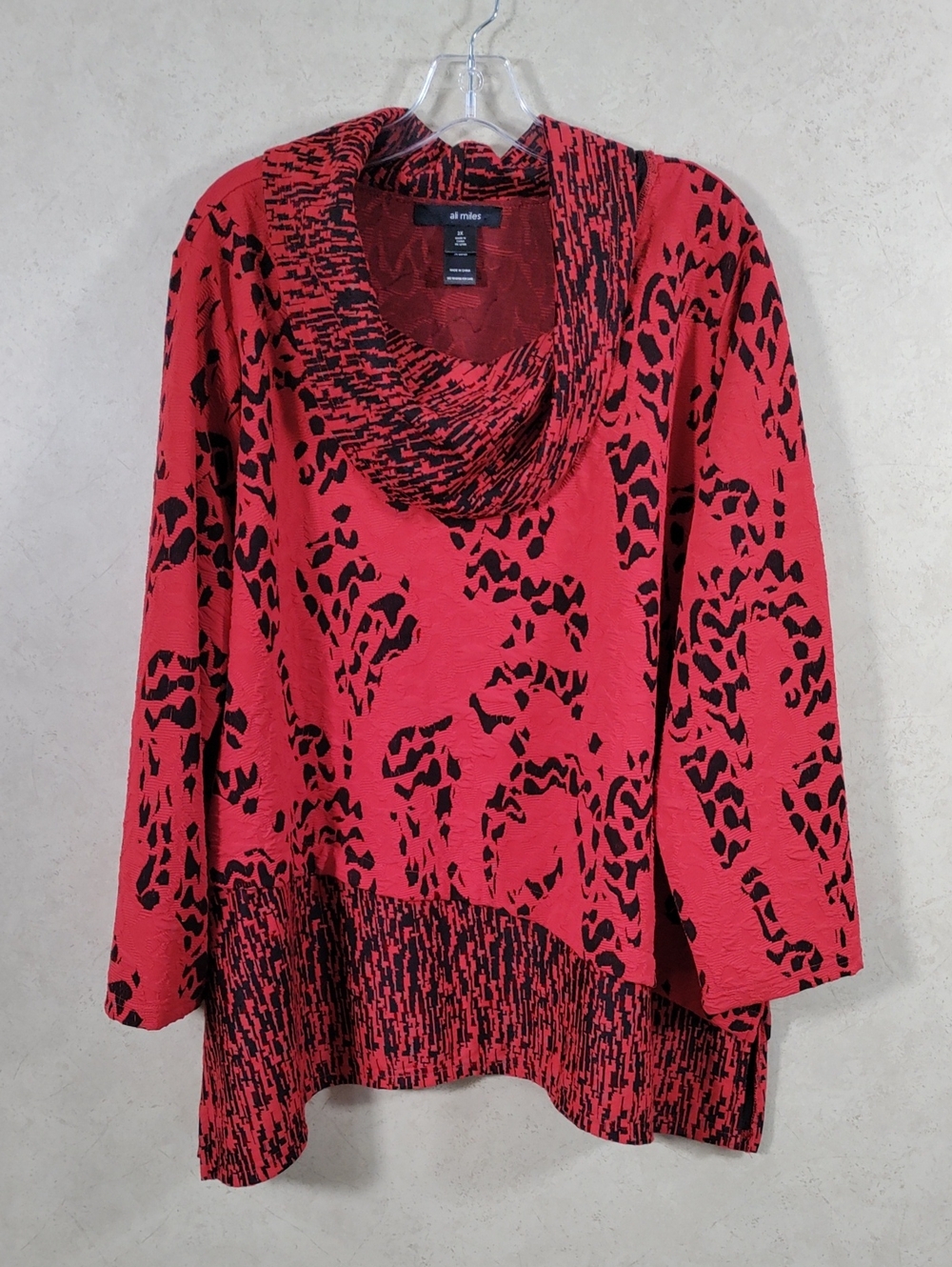 G080 Ali Miles red & black textured knit draped neck tunic blouse 2X